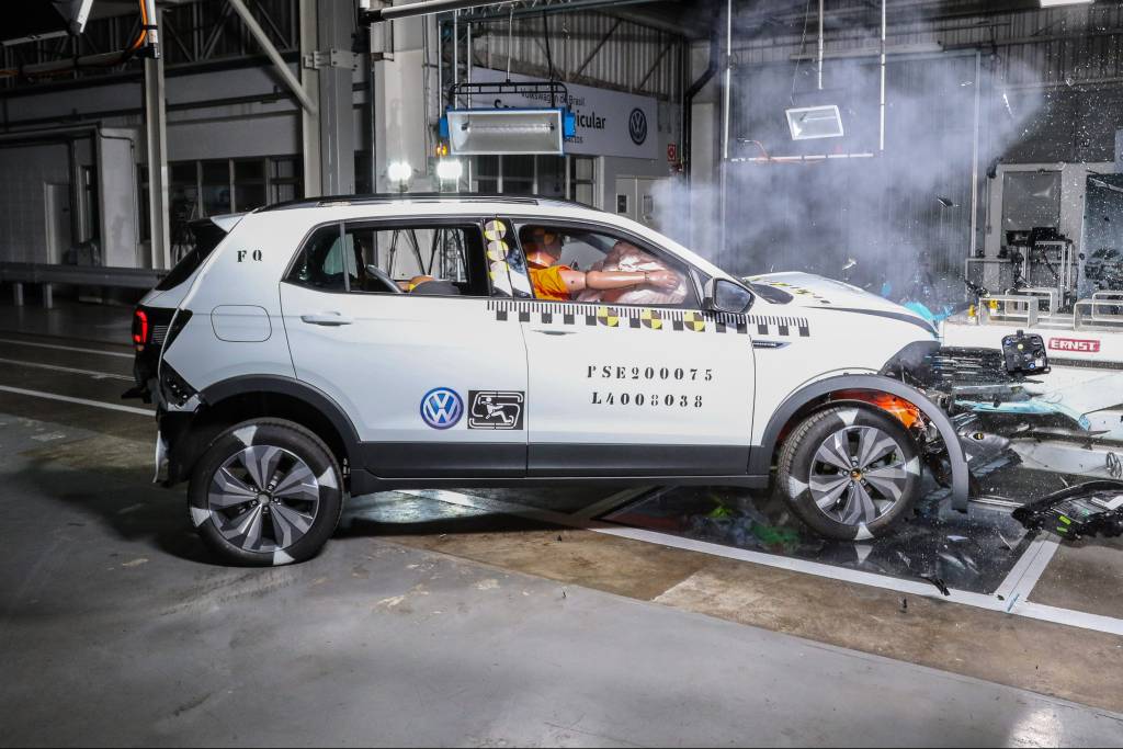 Crash-test do VW T-Cross mostra: segurança e juízo não fazem mal a ninguém