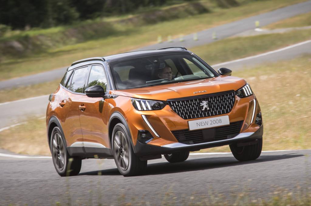 Brasil terá novo Peugeot 2008 mais simples e com motor do Pulse