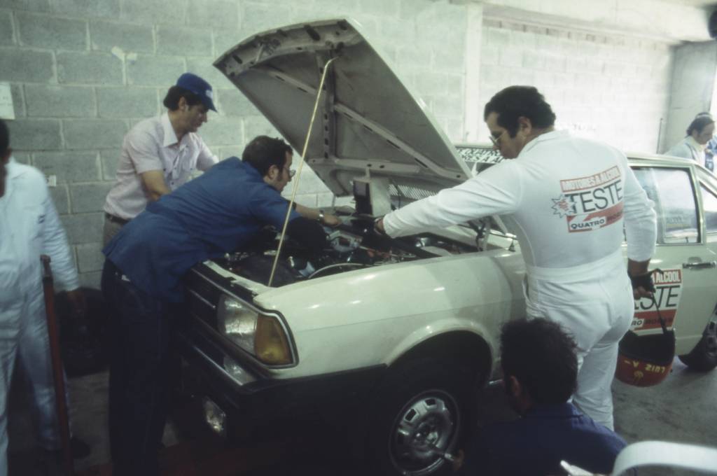 Teste Etanol 1979 Quatro Rodas (16) Teste Etanol 1979 Quatro Rodas (16)