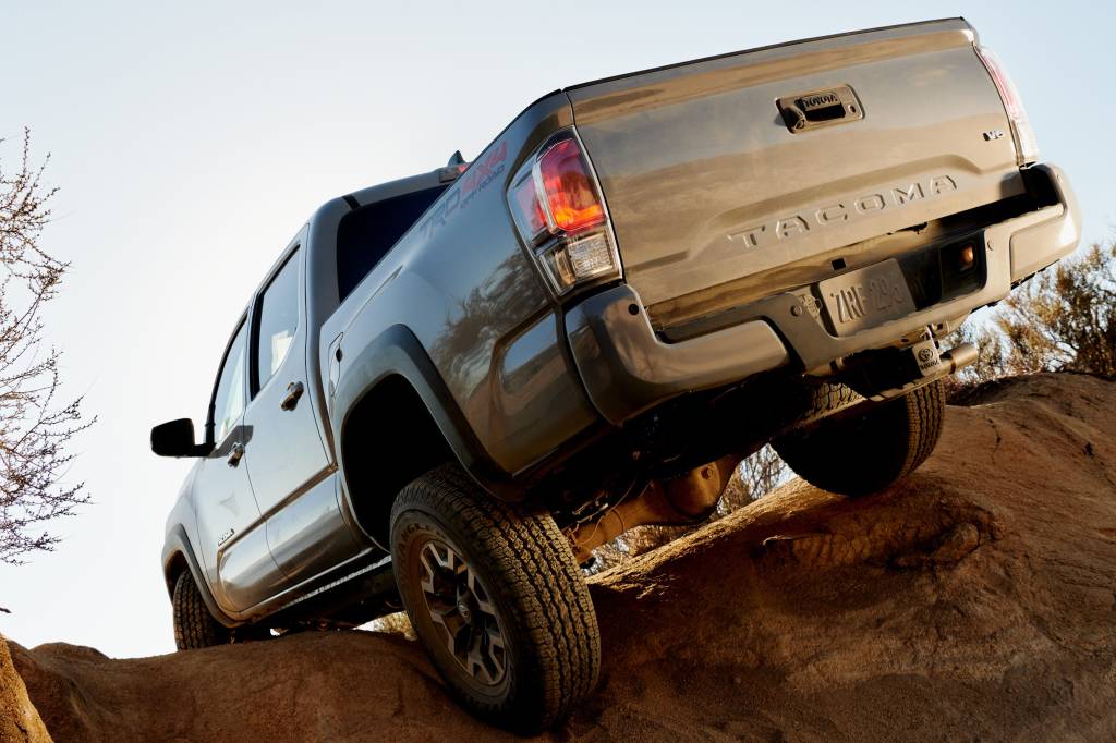 2020_Tacoma_TRD_Off_Road_02_C7C2CFDADC793E3EC53386966A3C948B95104D50 2020_Tacoma_TRD_Off_Road_02_C7C2CFDADC793E3EC53386966A3C948B95104D50