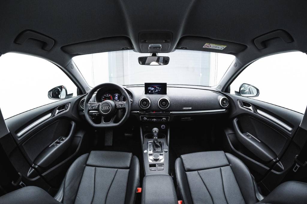audi-a3-prestige-plus-25-anos-1566243059099_v2_1920x1279 audi-a3-prestige-plus-25-anos-1566243059099_v2_1920x1279