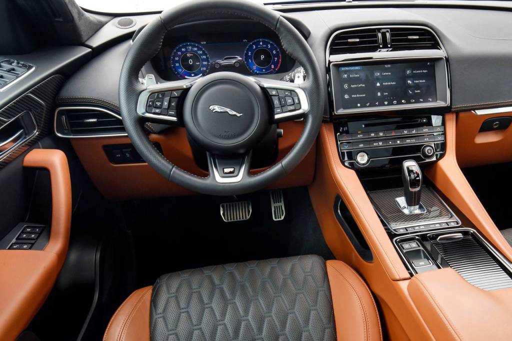 Jaguar-F-Pace_SVR-2019-1280-4c Jaguar-F-Pace_SVR-2019-1280-4c