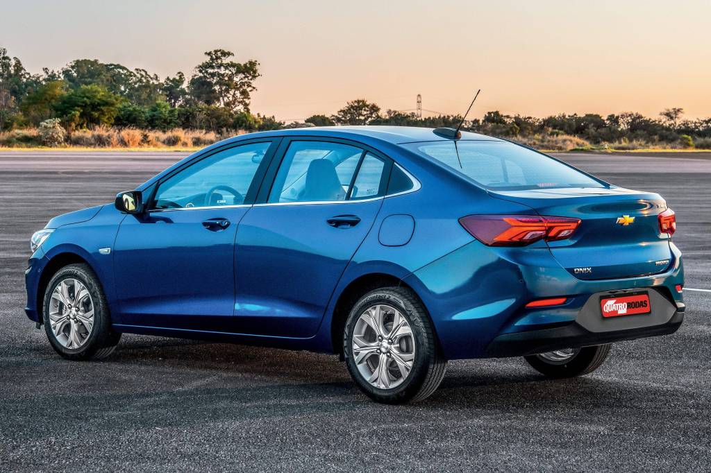 Donos de Corolla e Onix Plus com engate estão tendo problema com a polícia