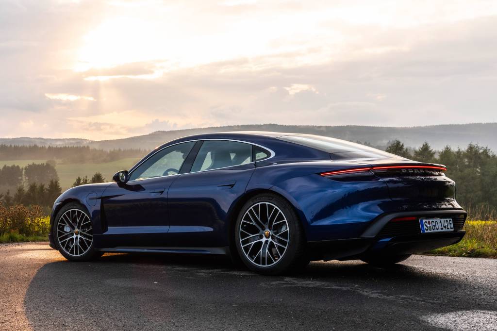 Porsche Taycan 6 Porsche Taycan 6