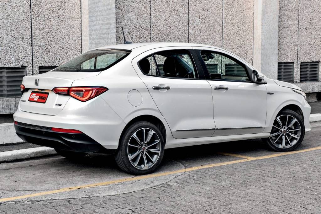 Fiat Cronos Precision AT Fiat Cronos
