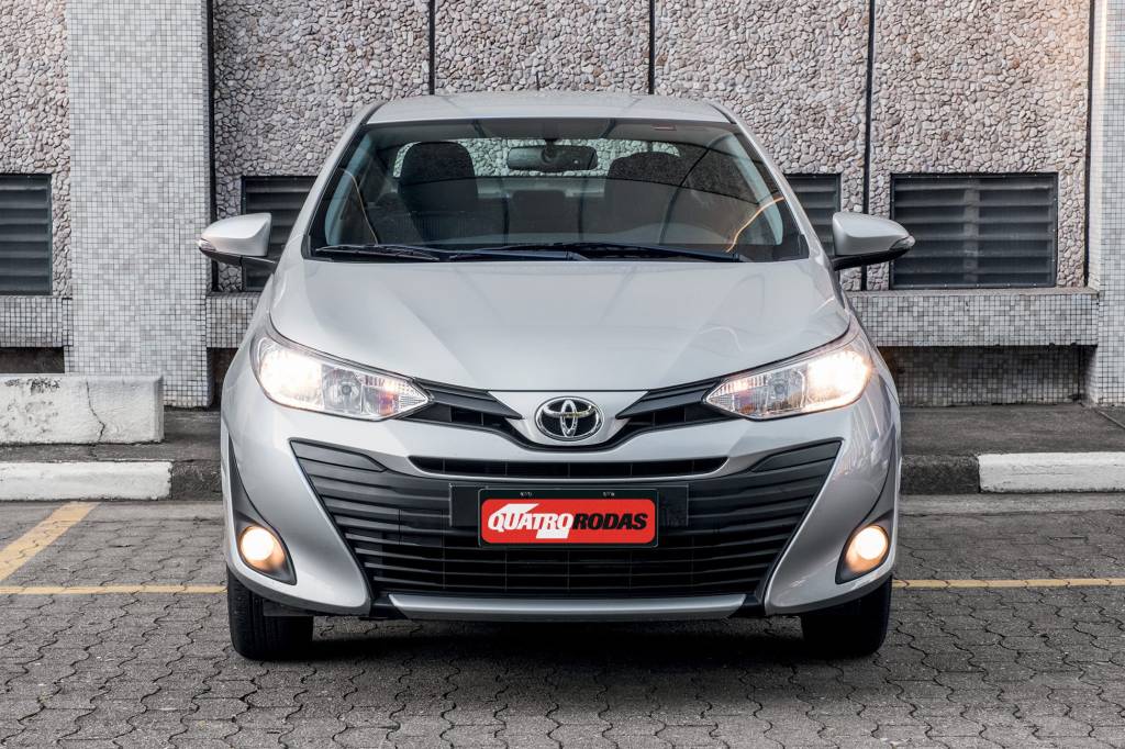 Toyota Yaris Sedan XL Plus Tech Toyota Yaris Sedan XL Plus Tech