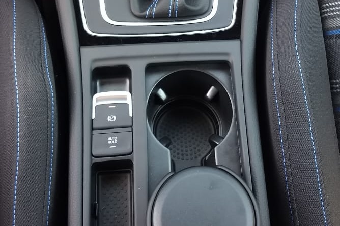 Golf GTE (6) Golf GTE (6)