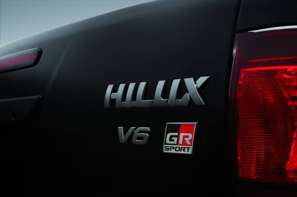 toyota_hilux_GR_ Sport_6 toyota_hilux_GR_ Sport_6