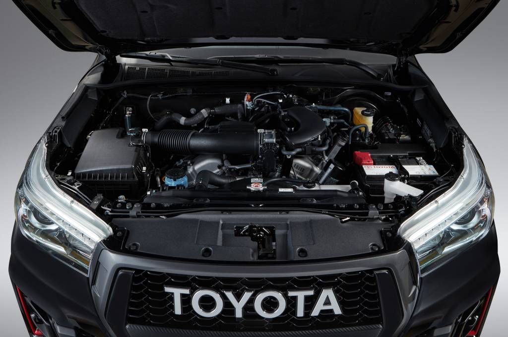 toyota_hilux_GR_ Sport_9 toyota_hilux_GR_ Sport_9