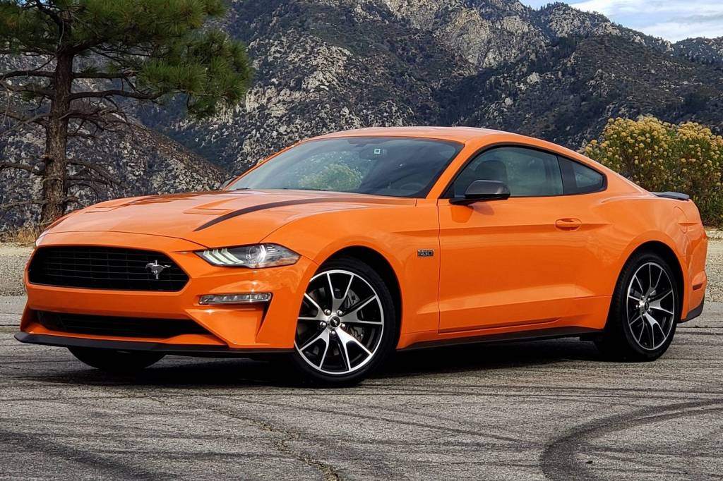 Ford Mustang 2.3 EcoBoost (18) Ford Mustang 2.3 EcoBoost (18)