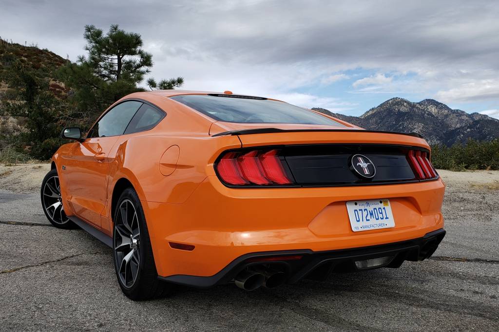 Ford Mustang 2.3 EcoBoost (8) Ford Mustang 2.3 EcoBoost (8)