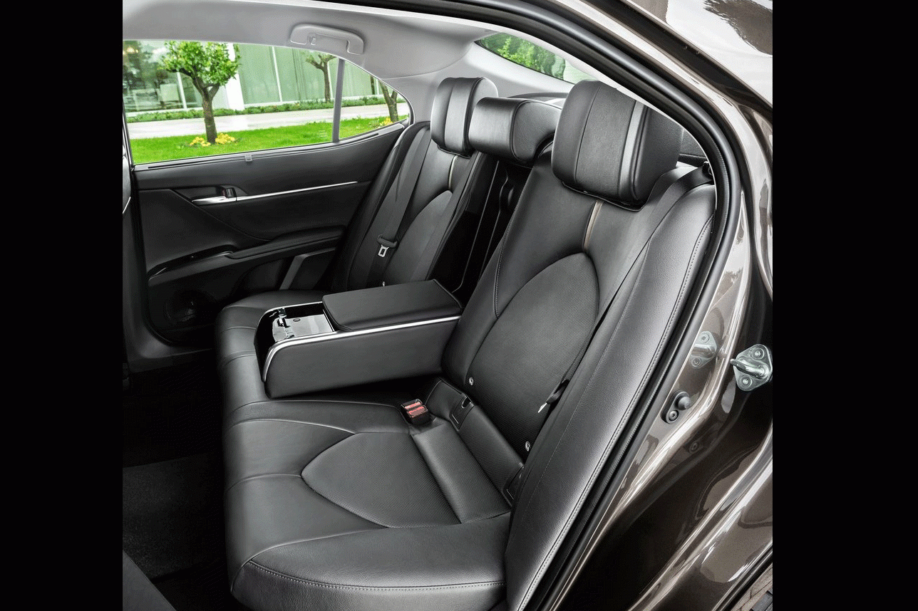 Toyota-Camry-2019-descanca-braco Toyota-Camry-2019-descanca-braco
