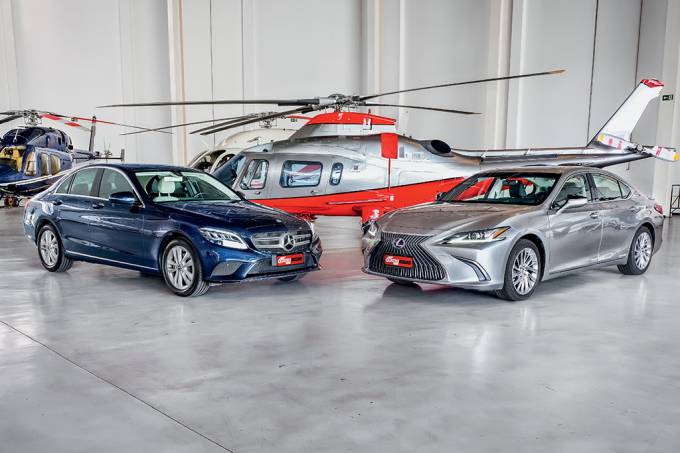 Comparativo Lexus ES 300h x Mercedes-Benz C 200 EQ Boost