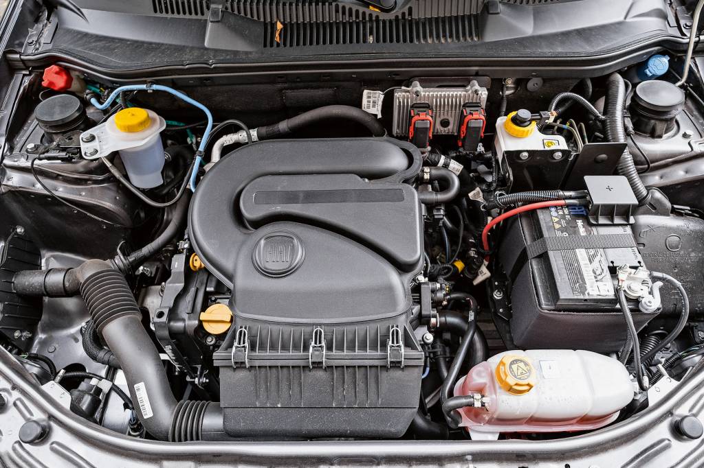 Fiat Strada Freedom Cabine Dupla (2) Fiat Strada Freedom Cabine Dupla (2)