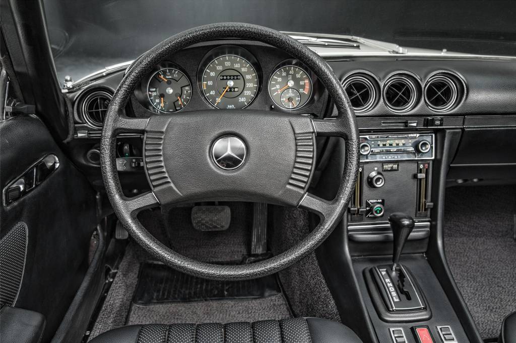 Mercedes-Benz 450 SL 1974 Mercedes-Benz 450 SL 1974