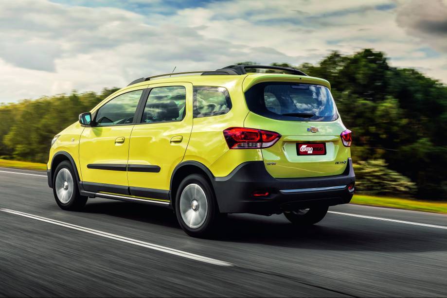 Automóvel Spin Activ7, da Chevrolet, testado pela revista Quatro Rodas.