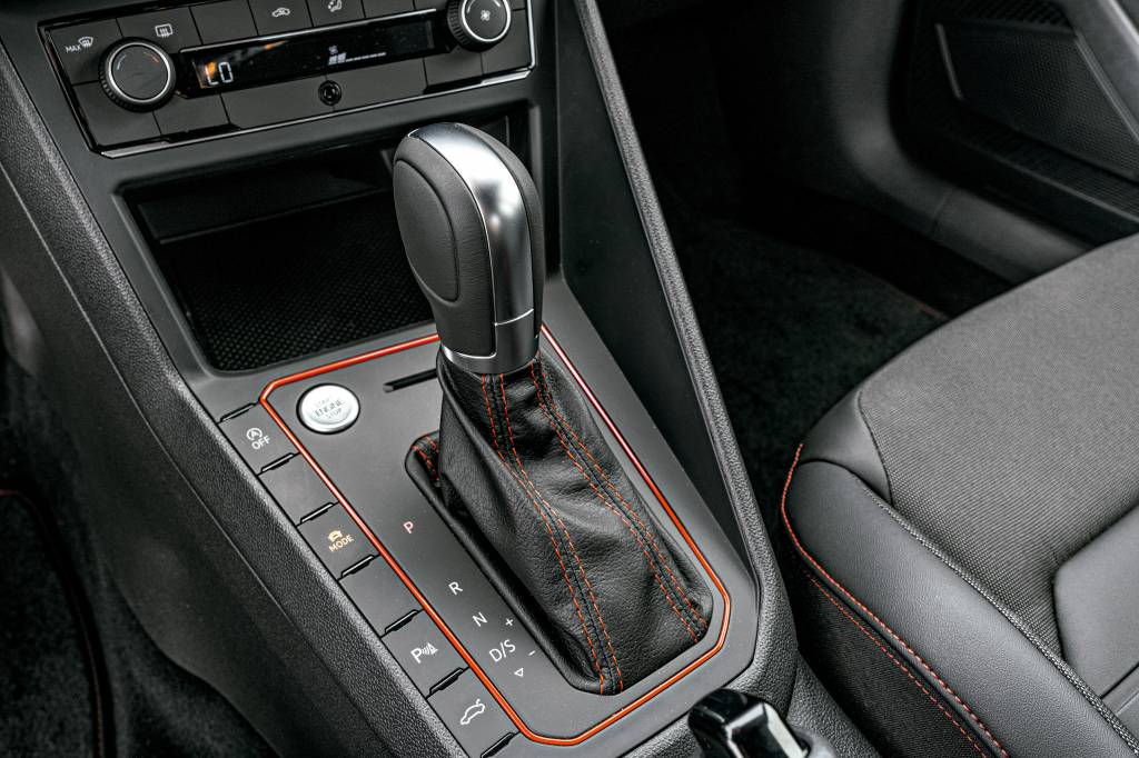 Carro automático salta de 12% para 50% do mercado brasileiro em 10 anos