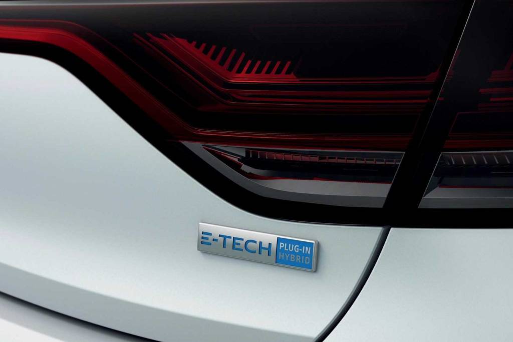 2020-renault-megane-e-tech-plug-in-hybrid 2020-renault-megane-e-tech-plug-in-hybrid