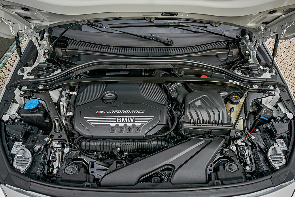 BMW M235i Gran Coupé xDrive BMW M235i Gran Coupé xDrive