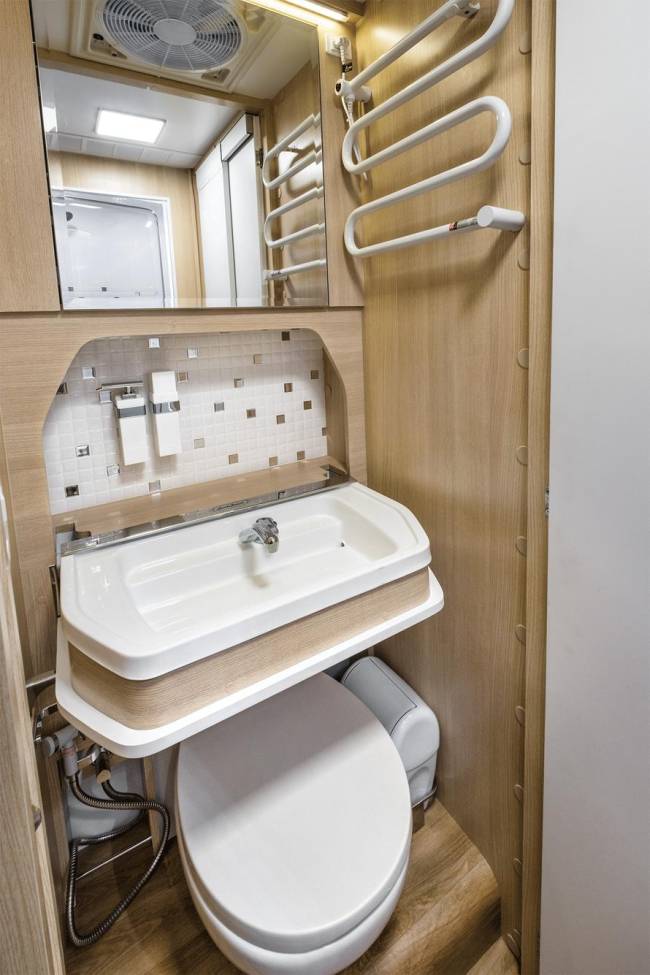 banheiro Motorhome Santo Inácio