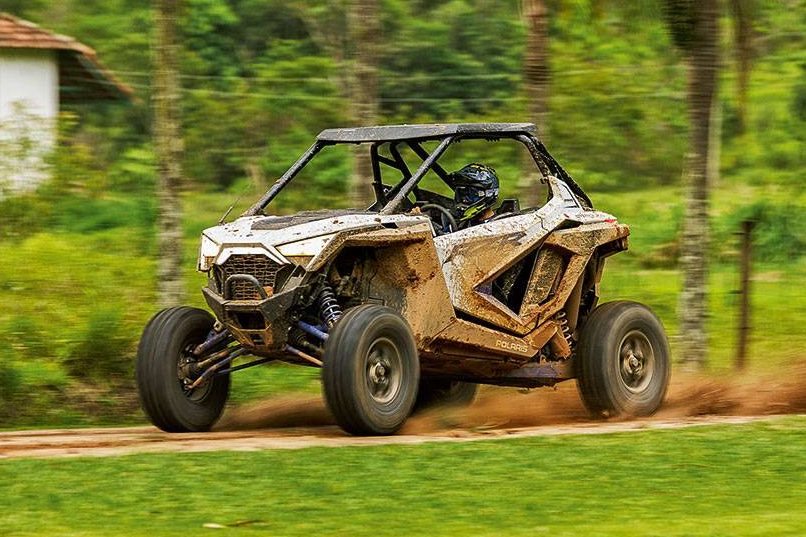 Domamos o UTV com motor 1.0 que anda mais rápido que um Porsche