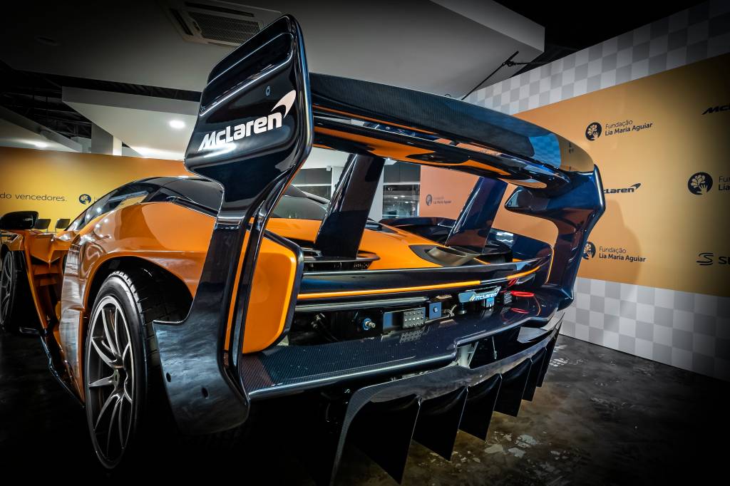 MCLAREN SENNA GTR – ALTA 3 MCLAREN SENNA GTR – ALTA 3