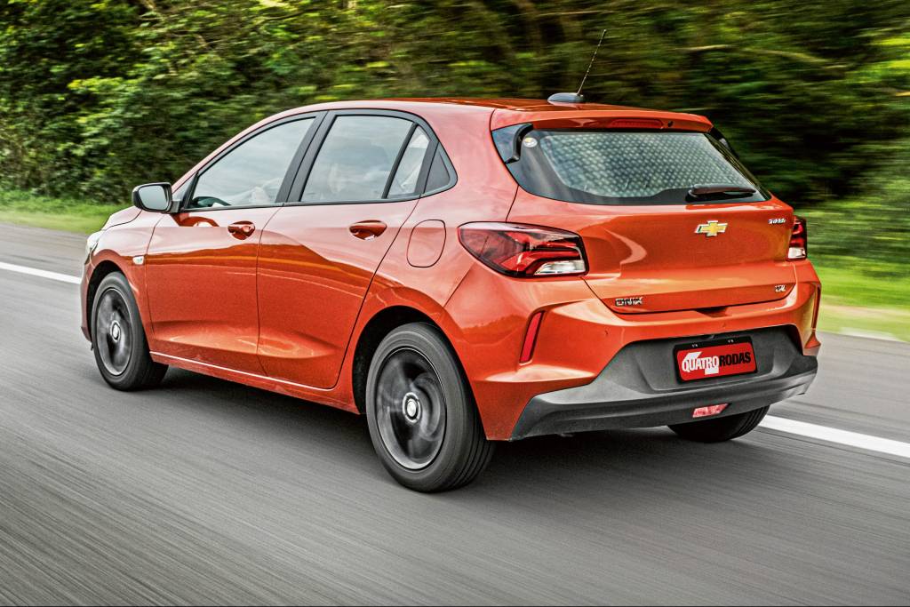 Chevrolet Onix 1.0 Turbo LTZ Manual Dólar alto faz preço dos carros disparar mesmo com queda brusca nas vendas