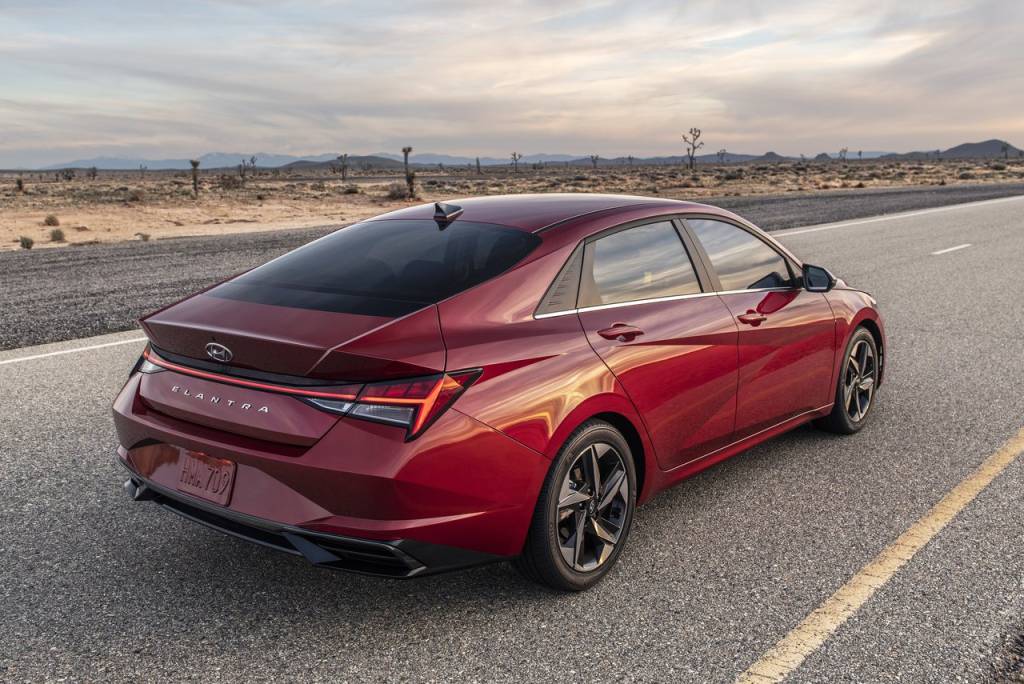 Hyundai-Elantra-2021-1280-0c Hyundai-Elantra-2021-1280-0c