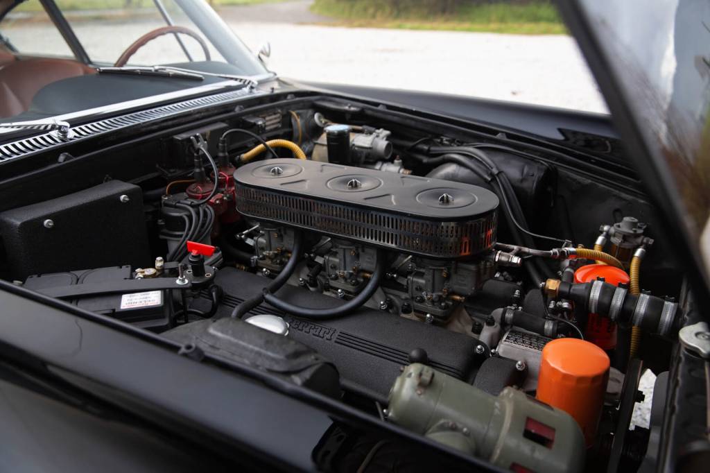 Ferrari 250 GTE viatura Ferrari 250 GTE viatura