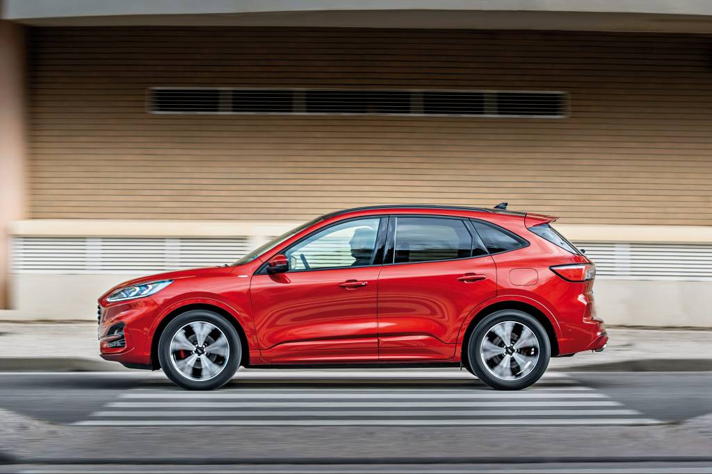 Kuga_ST-Line-X_EcoBlue_Hybrid_028 Kuga_ST-Line-X_EcoBlue_Hybrid_028