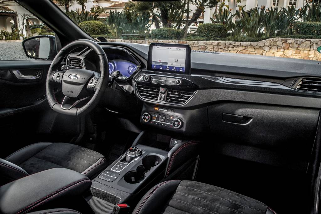 Kuga_ST-Line_X_Plug-In_Hybrid_029 Kuga_ST-Line_X_Plug-In_Hybrid_029