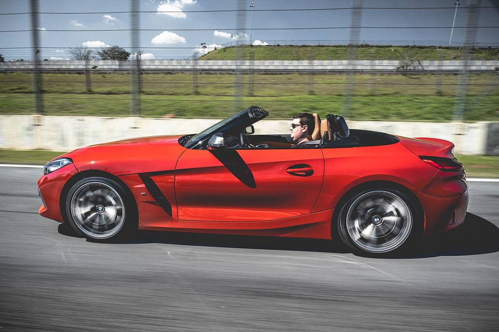 BMW Z4 M40i 2020 (10) BMW Z4 M40i 2020 (10)