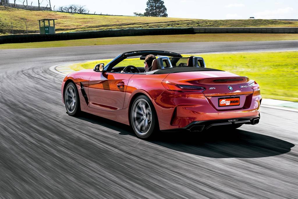 BMW Z4 M40i 2020 (3) BMW Z4 M40i 2020 (3)