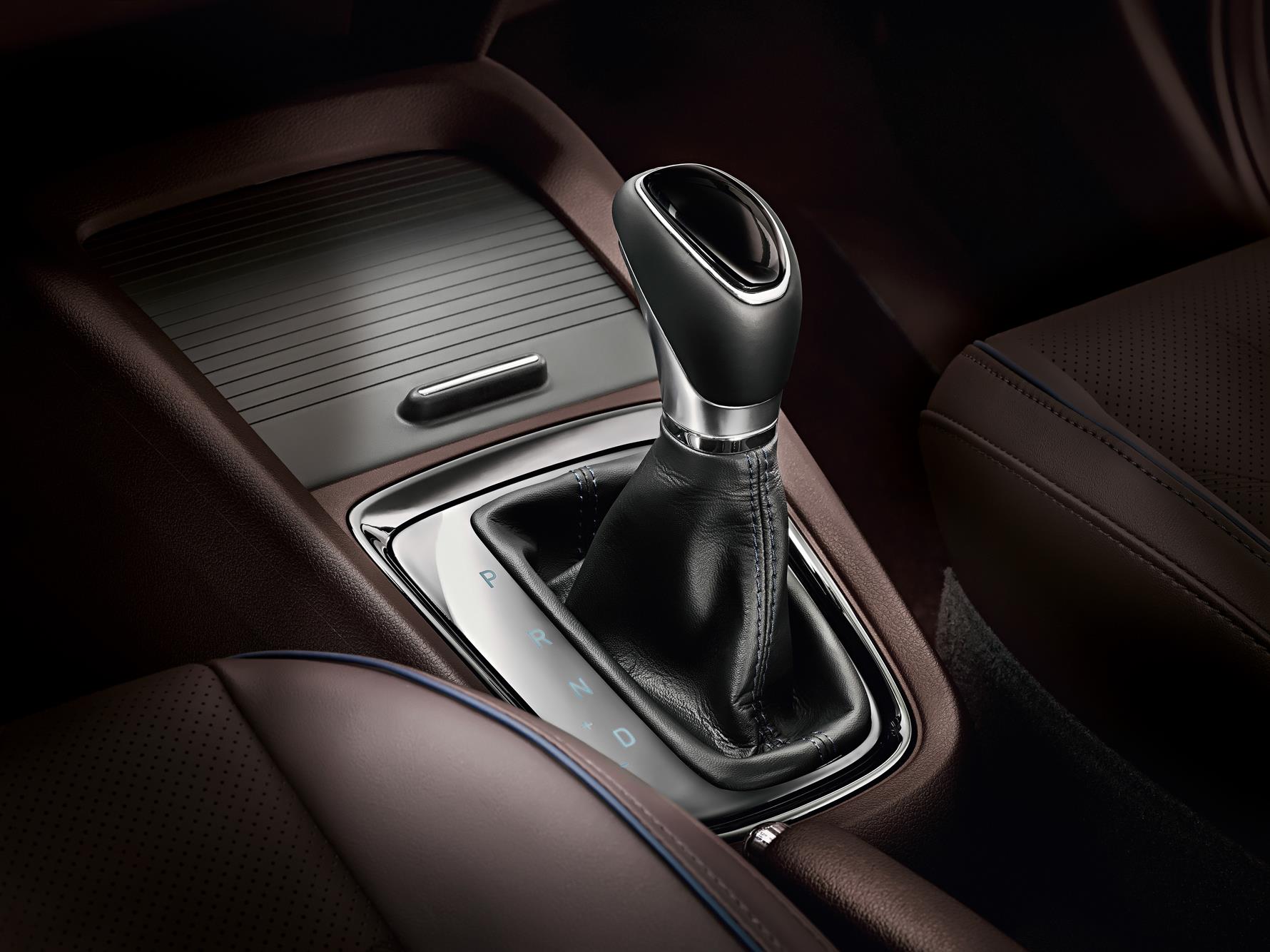 Hyundai HB20 Vision 1.6 AT (2)