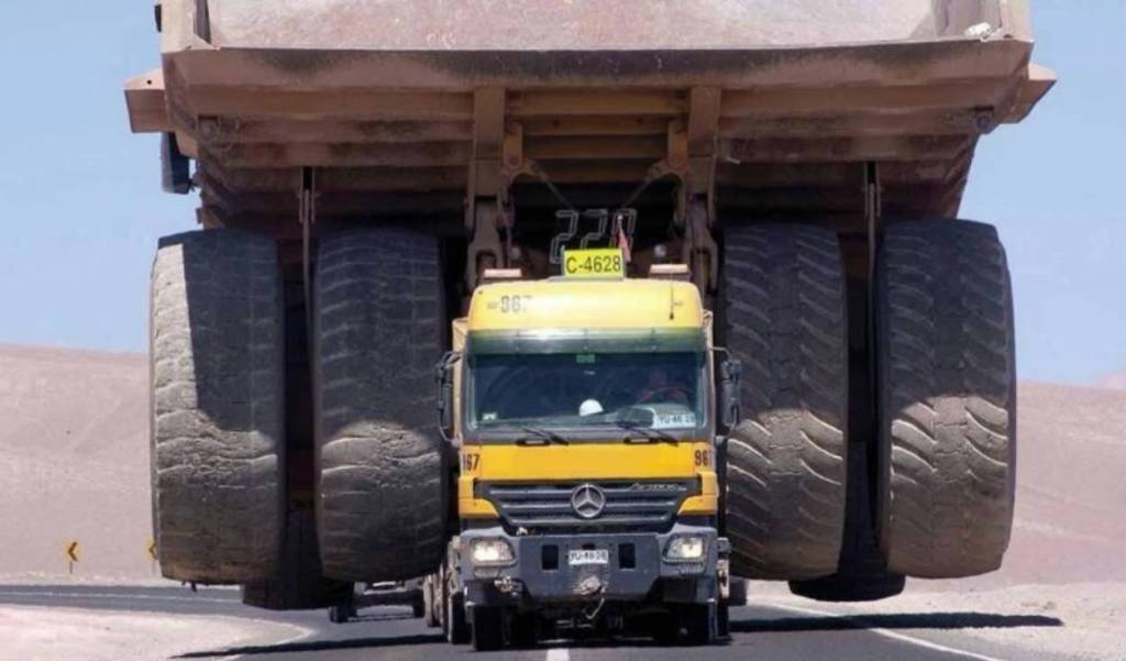 Mercedes-Benz Actros SLT Mercedes-Benz Actros SLT