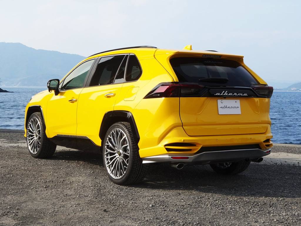 Toyota RAV4 Lamborghini Urus Albermo (2)