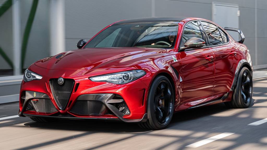 Alfa_Romeo-Giulia_GTA-2021-1600-05 Alfa_Romeo-Giulia_GTA-2021-1600-05