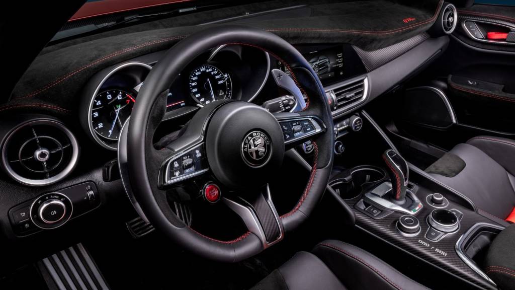 Alfa_Romeo-Giulia_GTA-2021-1600-0d Alfa_Romeo-Giulia_GTA-2021-1600-0d