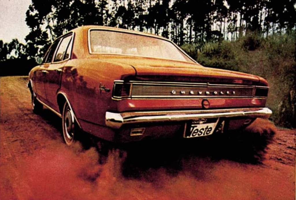 Muito óleo, pouca garantia: os perrengues para manter um carro nos anos 60