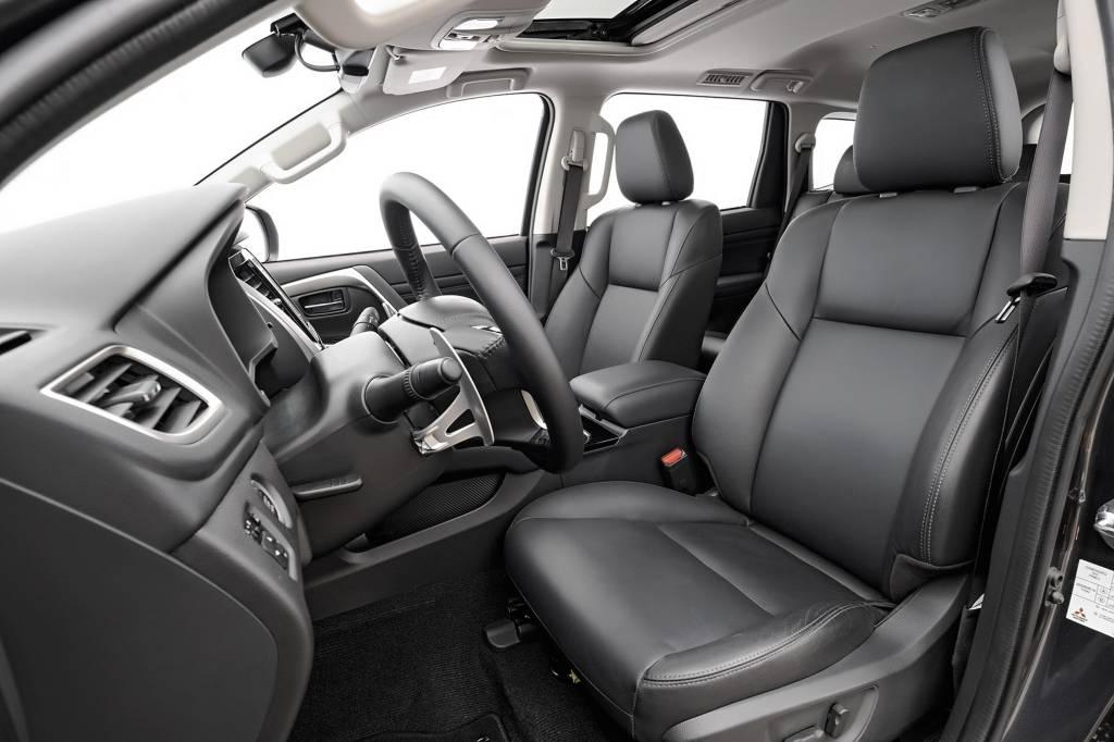 Mitsubishi Pajero Sport 2021 (6) Mitsubishi Pajero Sport 2021 (6)