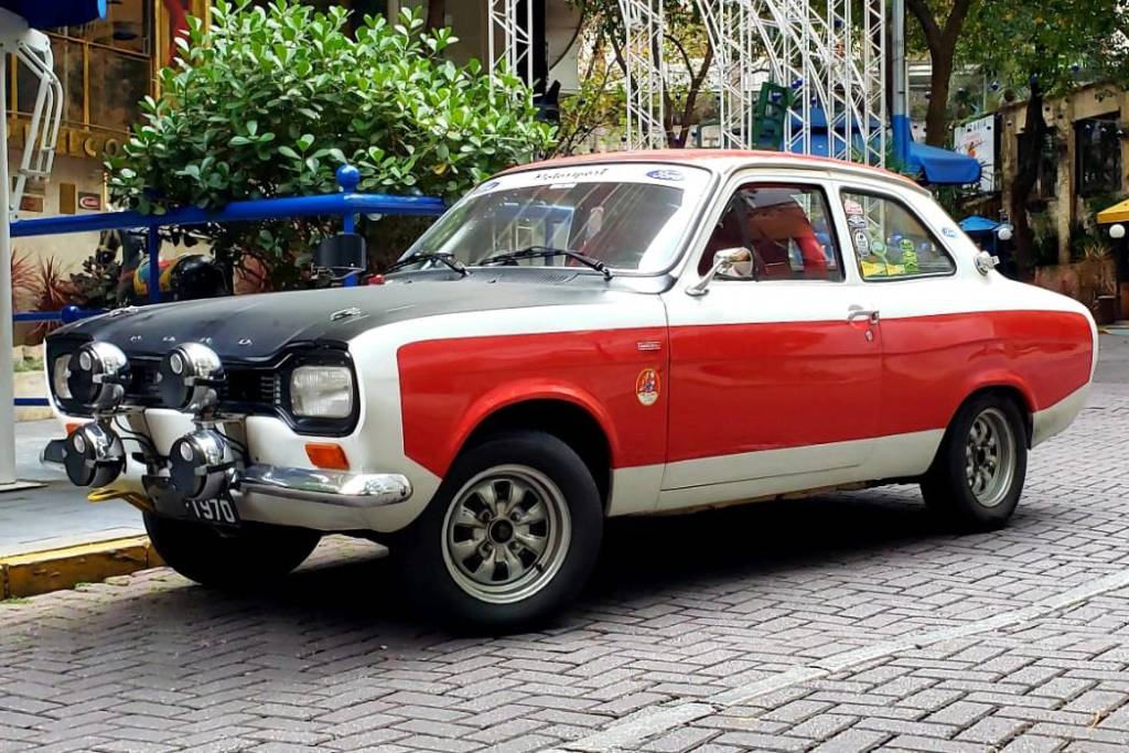 Este Ford Escort aguenta ir da China à França e pode ser seu a R$ 250.000