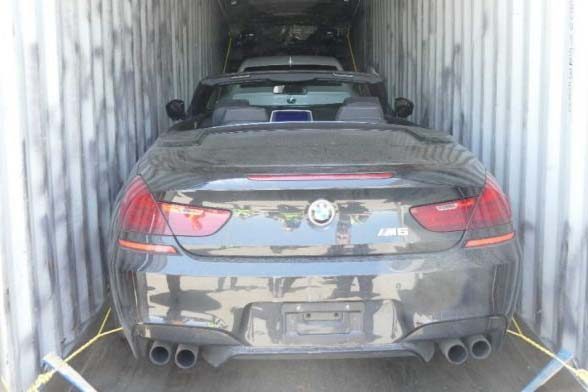 40 carros de luxo de R$ 11 milhões roubados são achados em contâineres