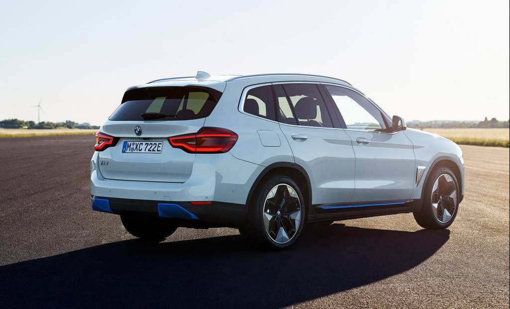 2021-BMW-iX3-11 2021-BMW-iX3-11