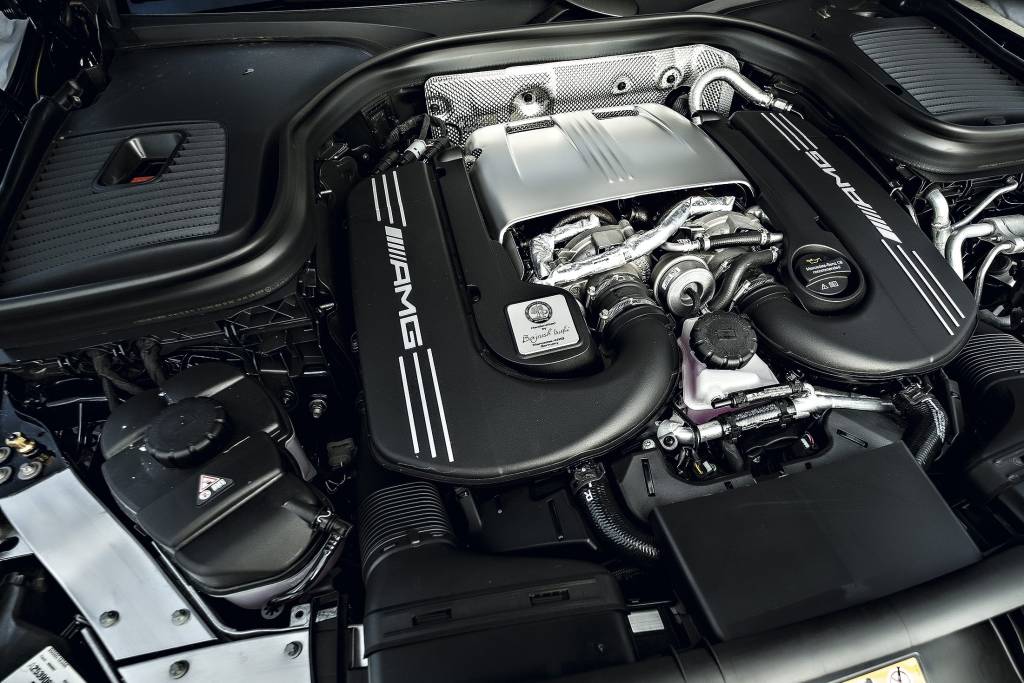 Correio técnico: por que não há motores pequenos com dois turbos?