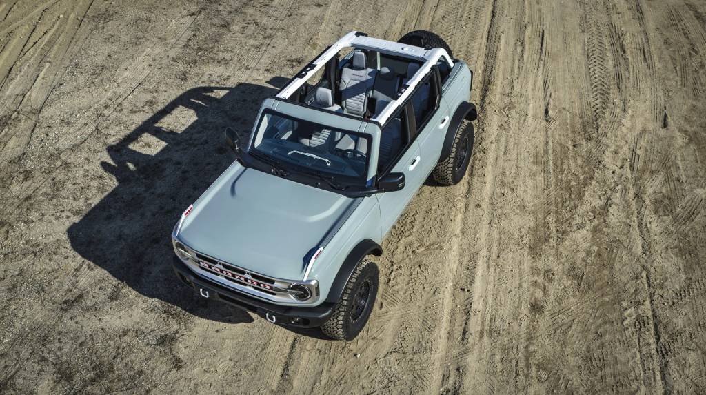 Ford-Bronco-Features-12 Ford-Bronco-Features-12