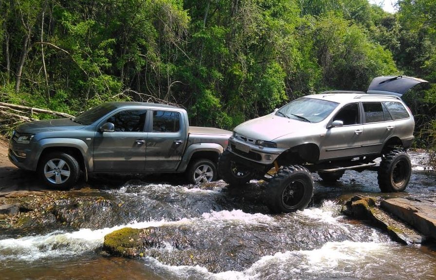 O cabuloso Marea 4×4 com motor de Gol, câmbio de Chevette e chassi Willys