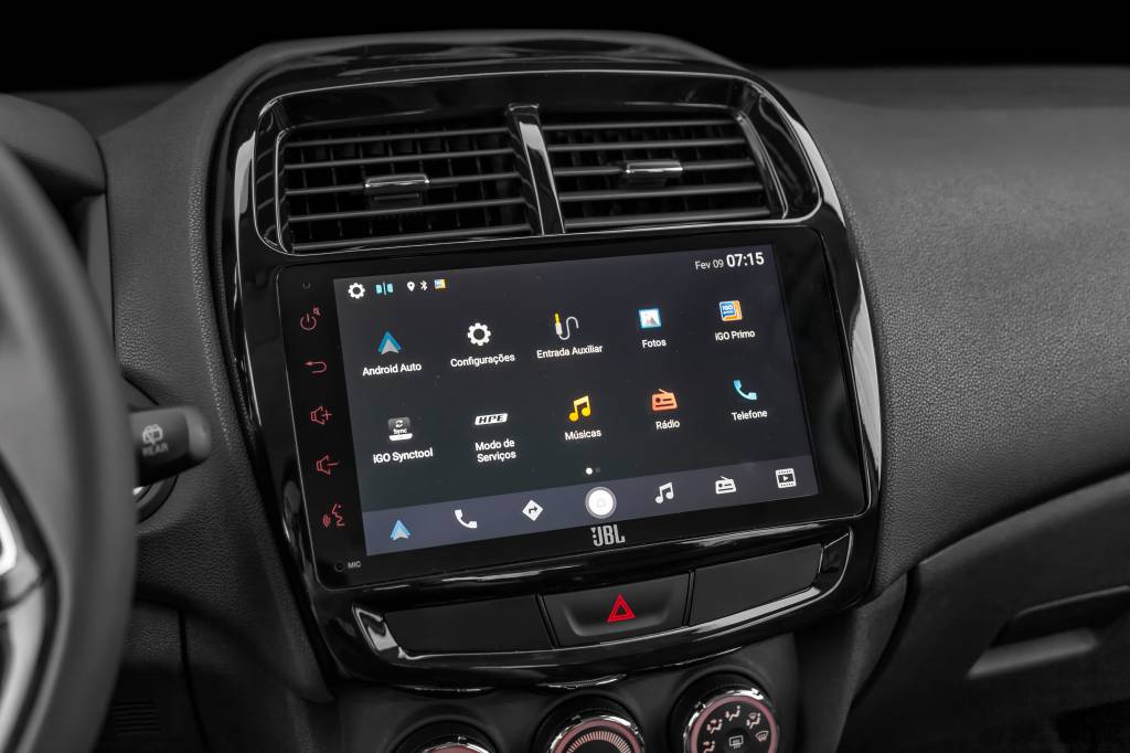 Mitsubishi Outlander Sport 2021 (12) Mitsubishi Outlander Sport 2021 (12)
