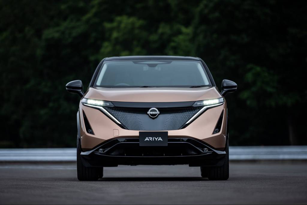Nissan-Ariya-7 Nissan-Ariya-7