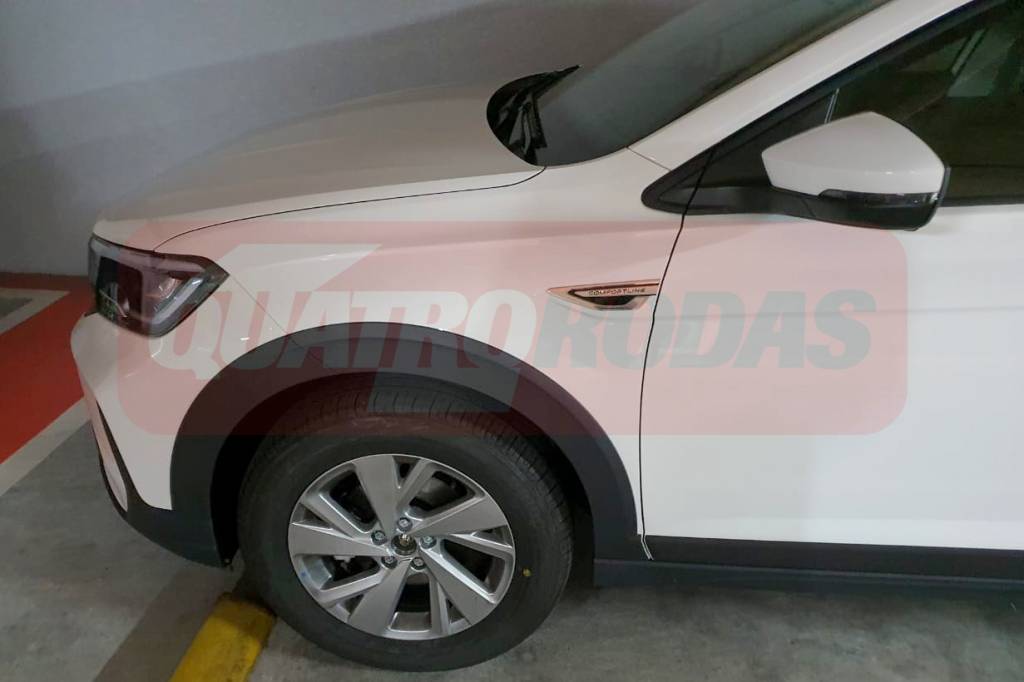 Volkswagen Nivus 170TSI manual (4) Volkswagen Nivus 170TSI manual (4)