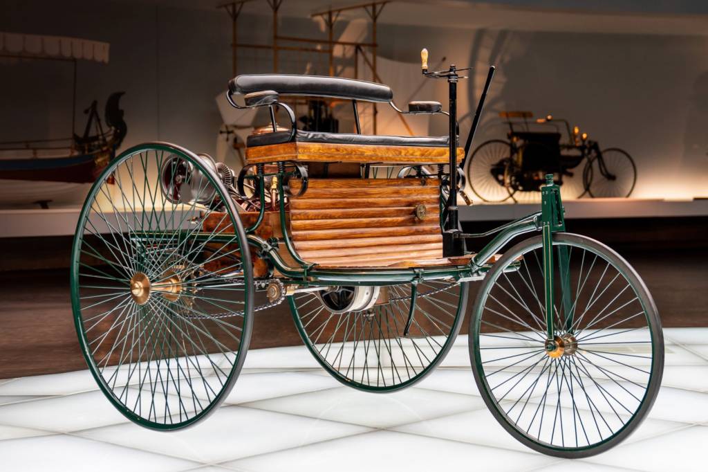 01-mercedes-benz-museum-virtual-tour-benz-patent-motor-car-3400×1440 01-mercedes-benz-museum-virtual-tour-benz-patent-motor-car-3400×1440